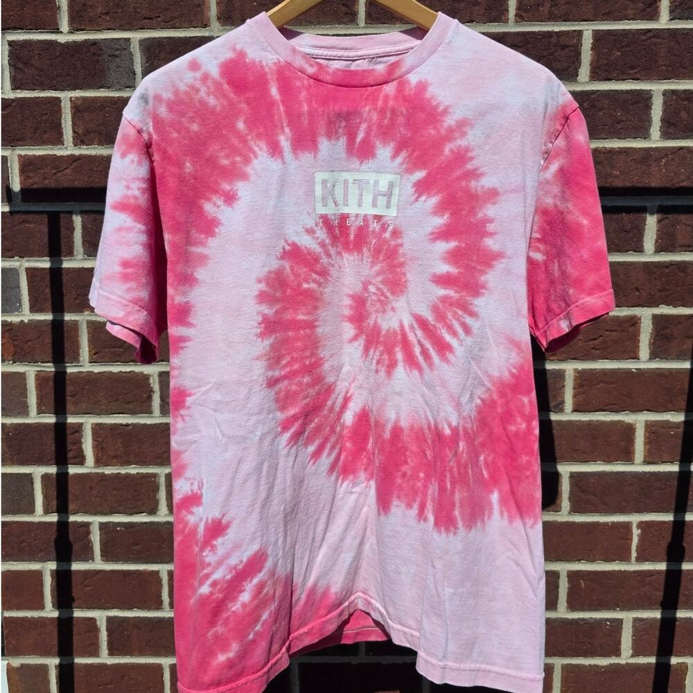 Kith Treats Swirl Tee "Red"